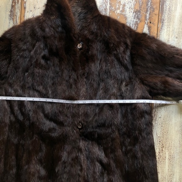 VINTAGE FUR Coat in Excellent Condition M/L - Picture 7 of 12